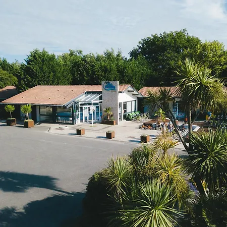 Lou Broustaricq 캠프장