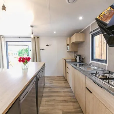 Lou Broustaricq 캠프장